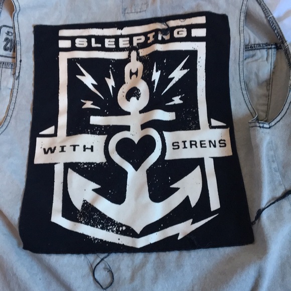 Sleep with Sirens vest, Size Small. - Picture 3 of 4